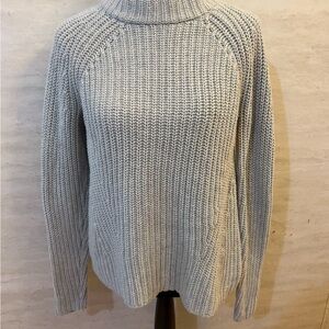 Goodthreads distinctive ribbed texture with raglan sleeves, mock style crew neck